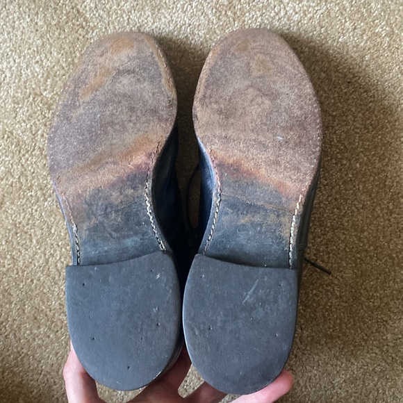 Allen Edmonds Park Avenue Dress Shoe - Picture 3 of 5